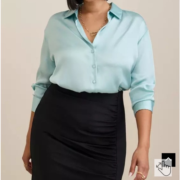 NWT Torrid Canal Blue Satin Button Up Long Sleeve Shirt, Size 3 - Picture 2 of 5